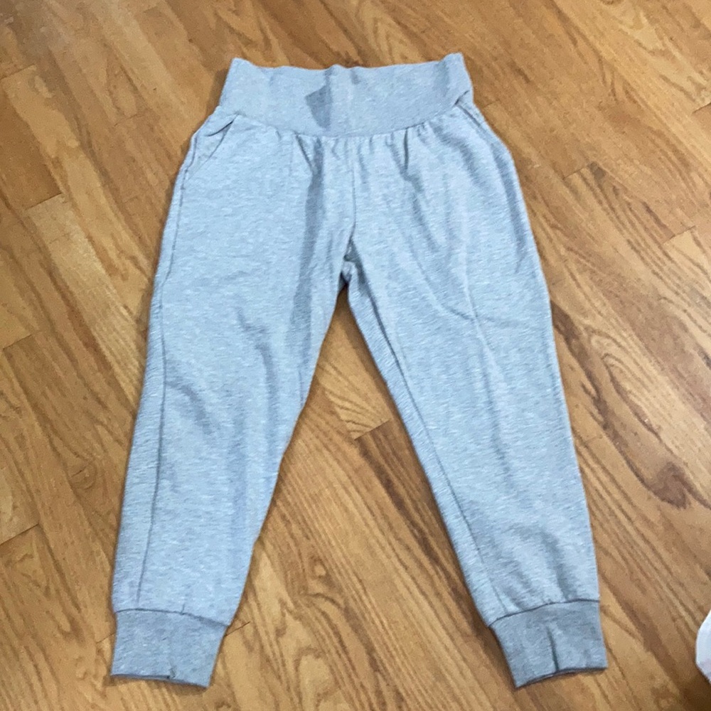Light gray nike sweat pants